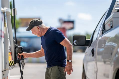 How rising gas prices could help the Fed fight inflation