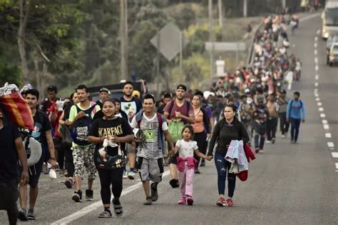 Ultimahora Caravana De Migrantes Avanza En M Xico Hacia Eeuu La