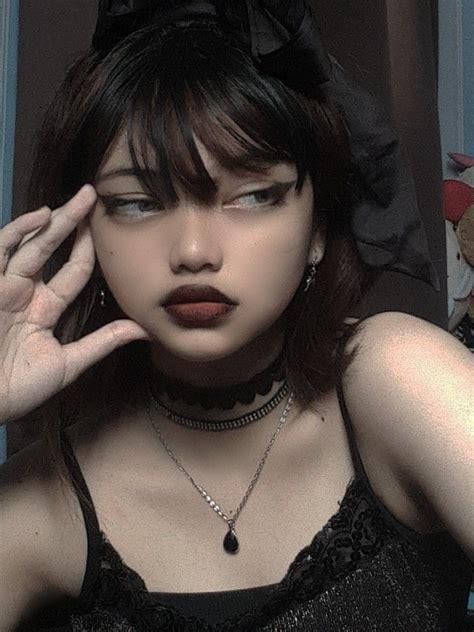 Goth Girl Dark Aesthetic Grunge Goth Baddie Goth Girls Aesthetic Grunge