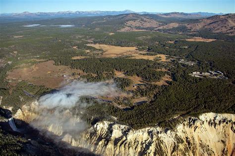 Yellowstone Caldera Supervolcano