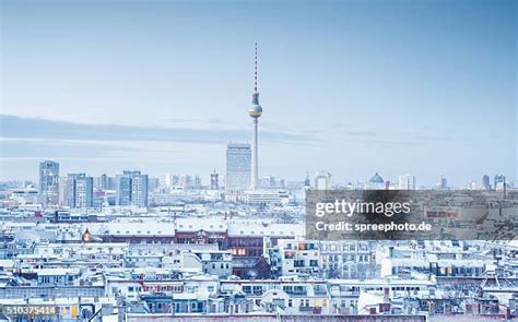 Berlin Snow Photos and Premium High Res Pictures - Getty Images