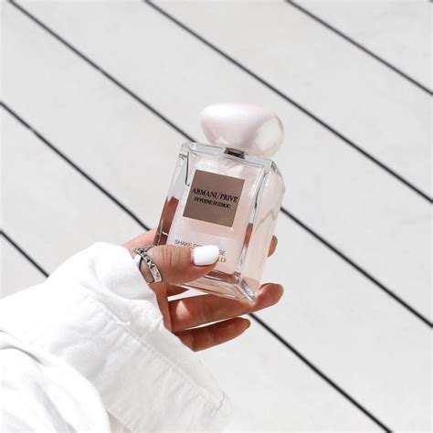 See This Instagram Photo By Chantal Li Likes Perfume Parfum