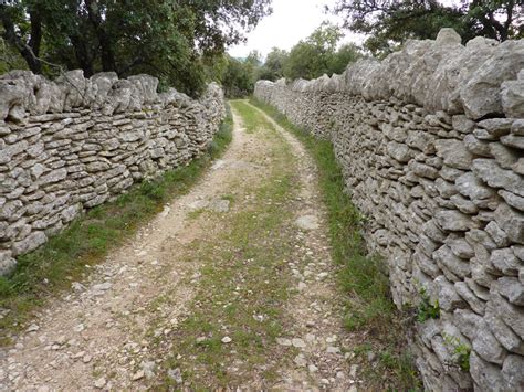 Diversit Et Richesse De L Architecture En Pierre S Che Textes De