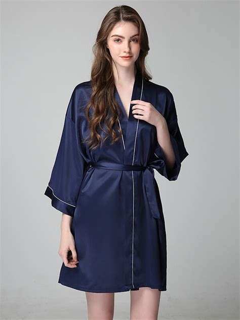 22 Momme Classic Short Silk Nightgown And Robe Set FS055 249 00