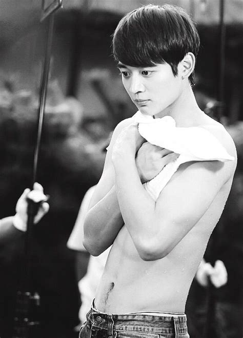 Shy And Naked Minho Shinee Best Kpop Guys