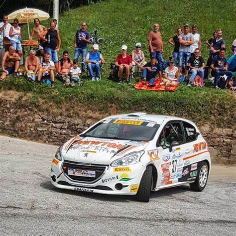 La Rally Sport Evolution Con Sei Equipaggi Al Rally Di Casa La Ronde