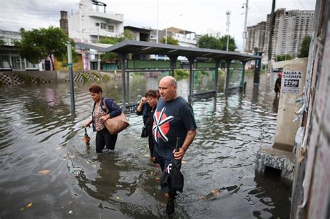 Hist Rico Temporal En El Amba Cayeron Mil Metros Y Hubo Un Muerto