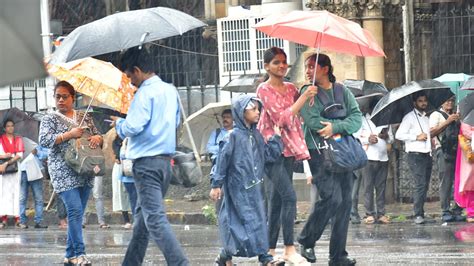 IMD Issues Yellow Alert In Mumbai For The Weekend Says Rainfall