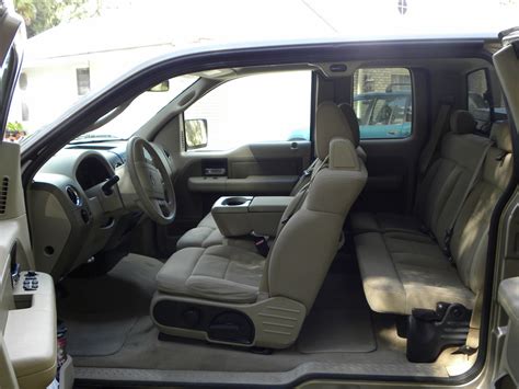 2004 Ford f150 custom interior