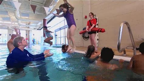 Elementary School Students Making A Splash In Washington Locals Swim