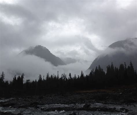 Adventure: Hiking and Exploring the Big Four Ice Caves - Boy Versus World