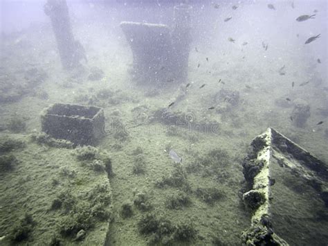 Underwater Wreck. Underwater Shipwreck Stock Photo - Image of boat ...