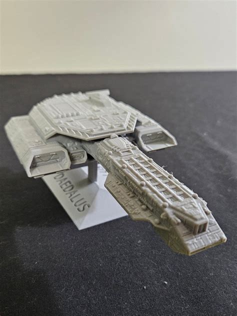 6 Detailed Stargate Daedalus Class BC-304 Starship Minature With Stand ...