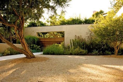 Low Cost Luxury 9 Ways To Use Decomposed Granite In A Landscape