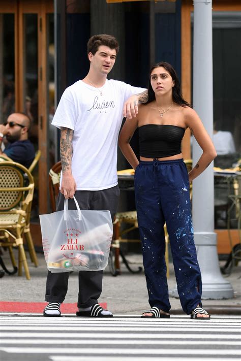 Lourdes Leon Goes Shopping With Her Boyfriend in the Upper East Side of NYC 08/08/2017-2 ...