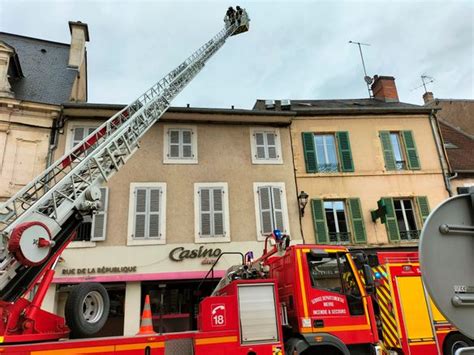 Les sapeurs pompiers mobilisés à Decize pour une suspicion d incendie