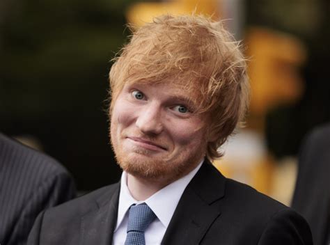 Ed Sheeran primer artista británico que supera los 10 000 millones de