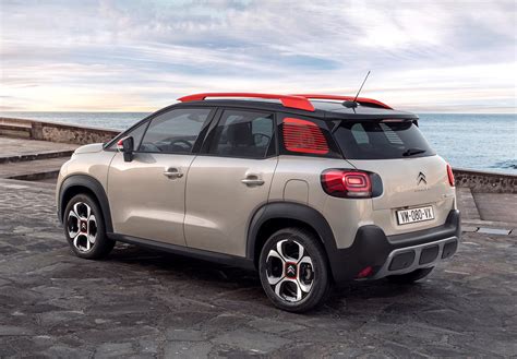 Citroën C3 Aircross Suv 2017 Photos Parkers