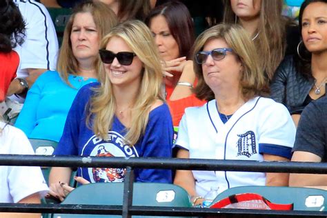 Kate Upton – Watching ALDS Game Two in Baltimore | GotCeleb