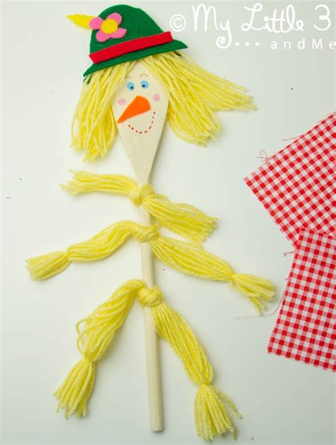 Dingle Dangle Scarecrow Puppet - Kids Craft Room