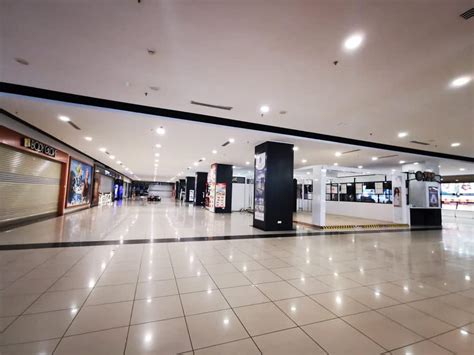 Johor KSL City Mall Looks Eerily Empty, Netizens Attribute It To Lack ...