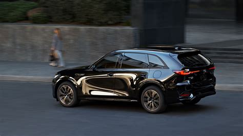 Heres What Gives The Mazda Cx 70 An Edge Over Other Mid Size Suvs