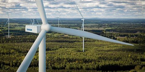 Big Blades Give Edge To Vestas As Dane Unveils Worlds Largest Onshore