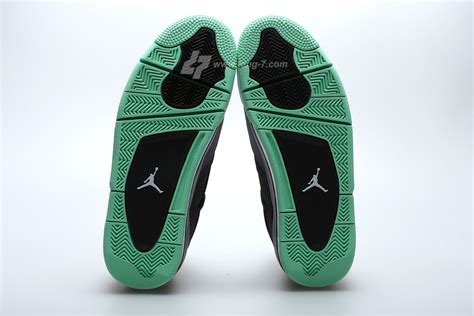 "Green Glow" Air Jordan 4 - SneakerNews.com