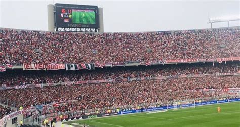 Murió Un Hincha En El Monumental Y River Defensa Quedó Suspendido