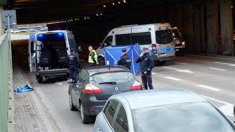 Tragiczny Wypadek Przy Tunelu Nila W Bia Ymstoku Kobieta Spad A Z