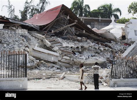 January 2010 earthquake damage, downtown, Port au Prince, Haiti, West ...