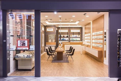 Trend Optik By Csisz R Design Sopron Hungary Retail Design Blog