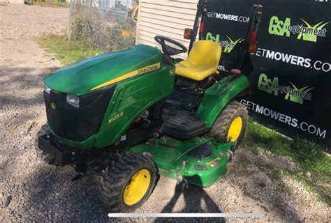 60in John Deere 1023e Sub Compact Utility Tractor Diesel 4x4 Low Hour