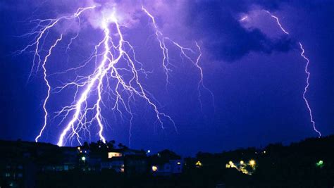 Tormentas eléctricas Qué hay que hacer Precoin Prevención