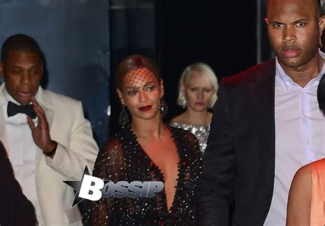 Beyonce Was Visibly Gagged At The Love Her Body Guard Julius Received