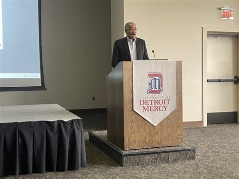 Cushing lecture series inspires UDM audience – University of Detroit ...