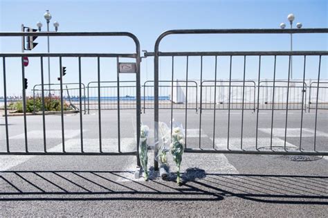 Homenaje A Las Víctimas Del Atentado De Niza En Imágenes Fotos