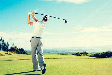 10 Golf Swing Tips to Help Improve Your Game - PG Golf Links