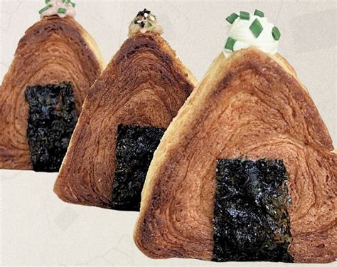 Unik Ada Onigiri Croissant Dengan Pilihan 3 Rasa Di Bali