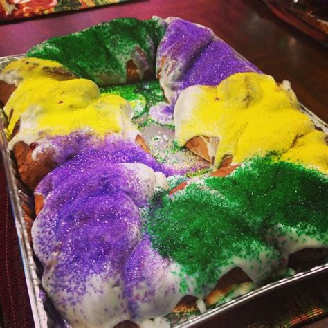 New Orleans King Cake Filled With Strawberry And Cream Cheese New