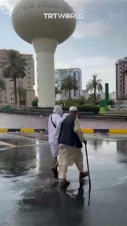 Muslims Surprised By Heavy Rainfall During Hajj Pilgrimage Youtube