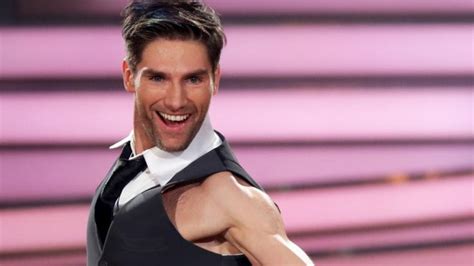 Christian Polanc Privat Was Macht Der Let S Dance T Nzer Abseits Des