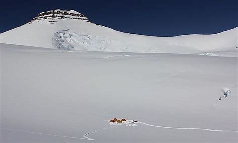 Tallest Mountains In Greenland - WorldAtlas.com