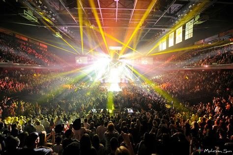 Awesome Godsmack Show Review Of Mohegan Sun Arena Uncasville Ct