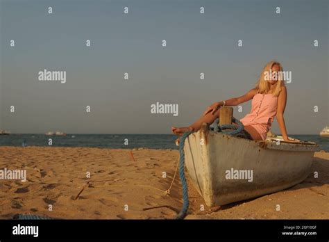 M Del Jahre Alt Bikini Fotos Und Bildmaterial In Hoher Aufl Sung Alamy