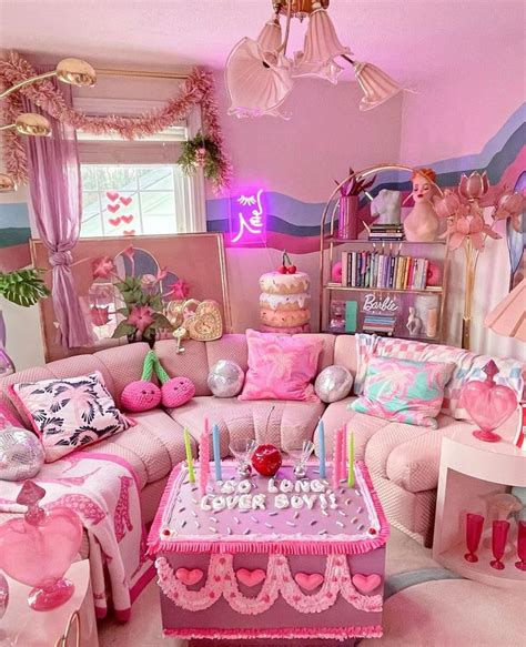 Pin By Elizabeth Jane Denton On Pink In 2024 Cute Bedroom Decor