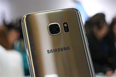 Galaxy S6 Edge Vs Galaxy S7 Edge Spec Comparison Digital Trends