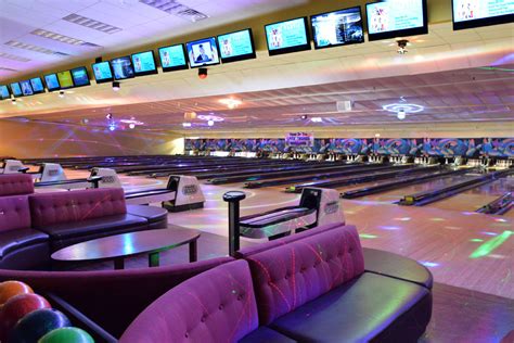 Strike up some fun… Go bowling! | Lake George Lanes & Games