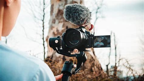 6 Best Gimbals And Stabilizers For New Filmmakers Adorama