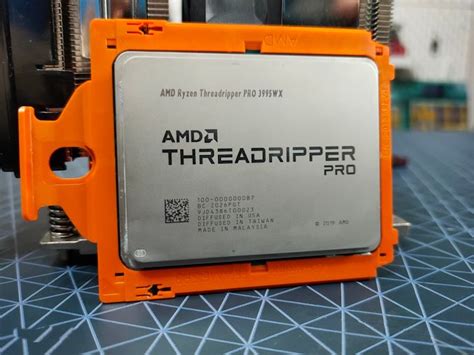 AMD Ryzen Threadripper Pro: Retail Offering Starts Today